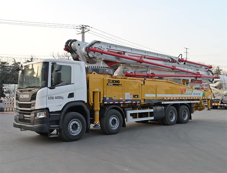XCMG Schwing concrete pump truck HB58V China new 58m concrete truck with scania chassis for sale